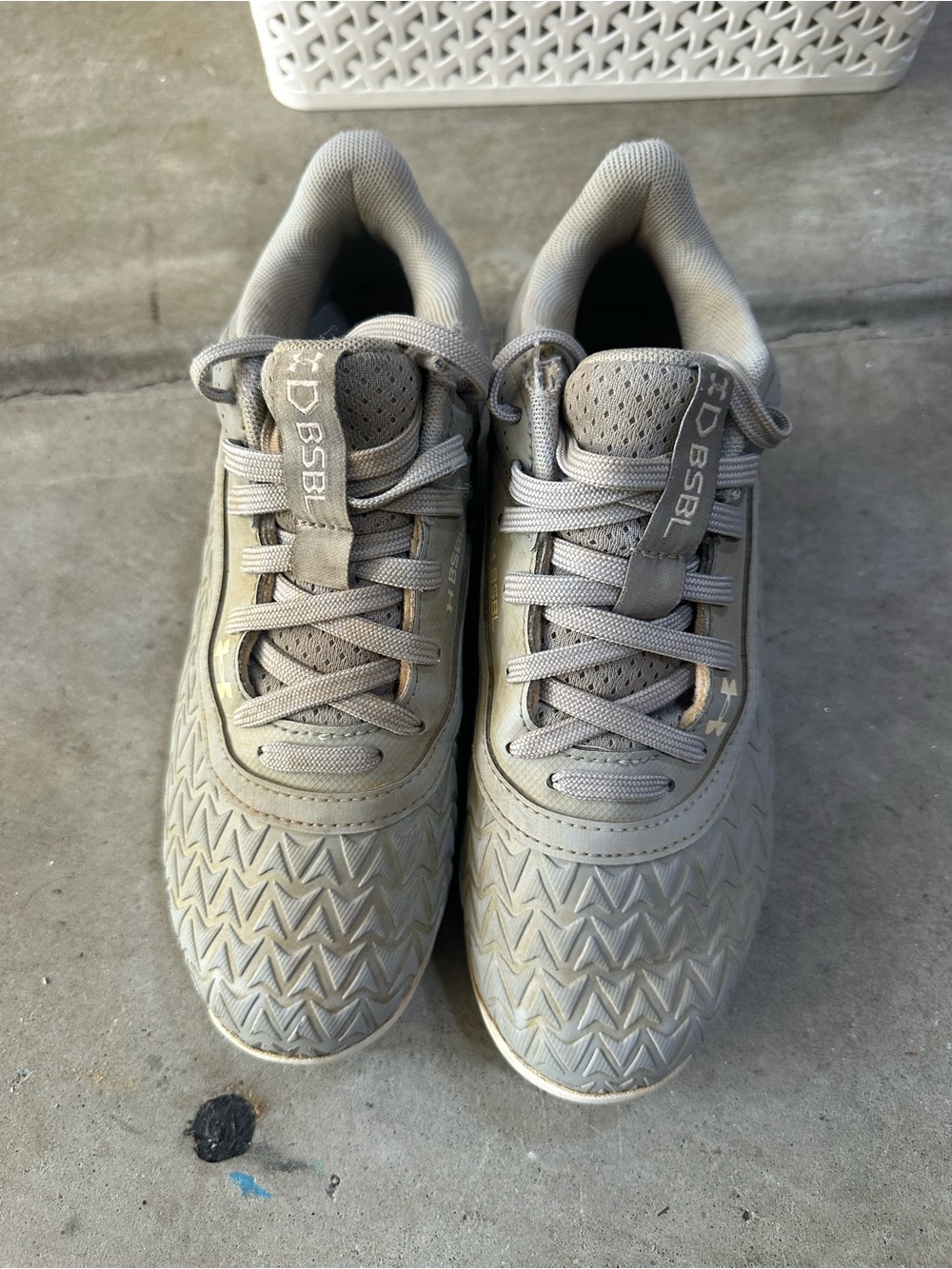 Under Armour Youth Baseball Cleats